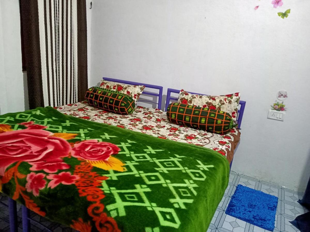 Khajuraho Dreams Homestay Екстер'єр фото